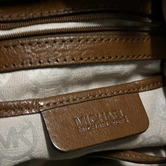 Beige Michael Kors bag - Picture 6 of 7